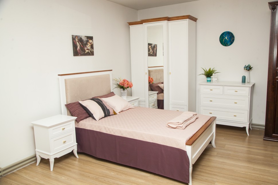 Кровать "Римини" с каретной стяжкой