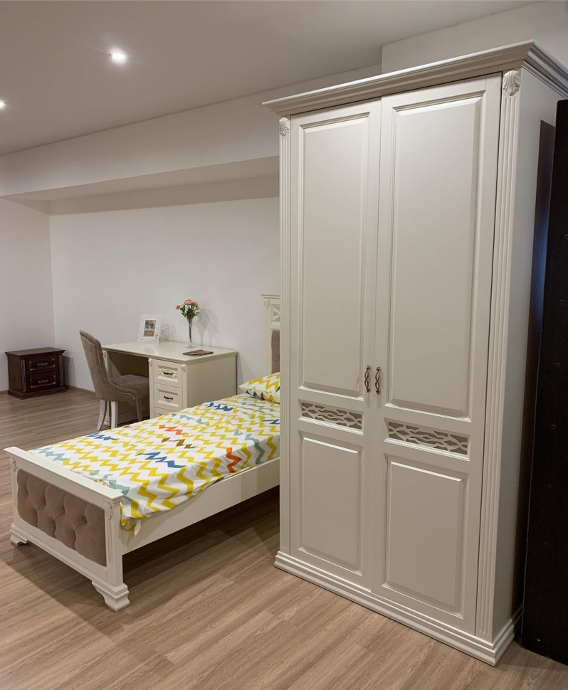 Шкаф распашной "Верона" 2 ств.